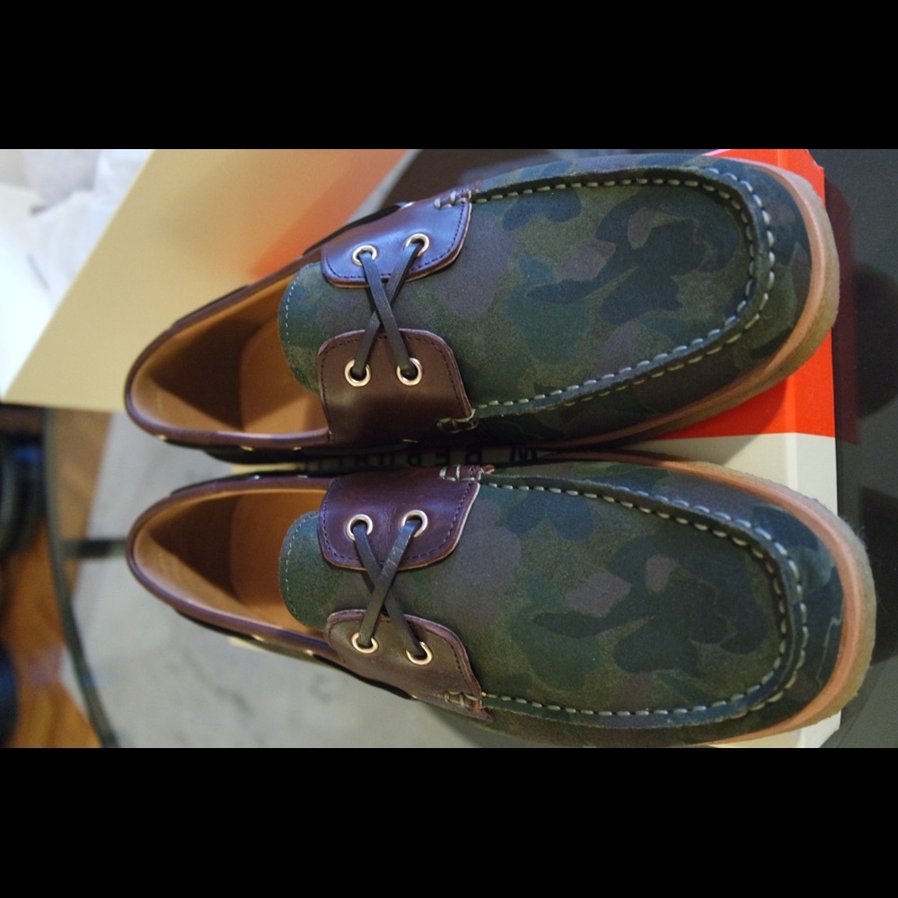 Men's Designer Boat Shoes, size 10, camo print - Picture 2 of 8